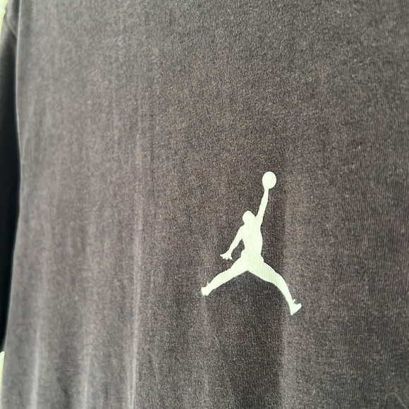Jordan Brand Men’s Logo Tee Distressed Look Black Size Small - Picture 4 of 9